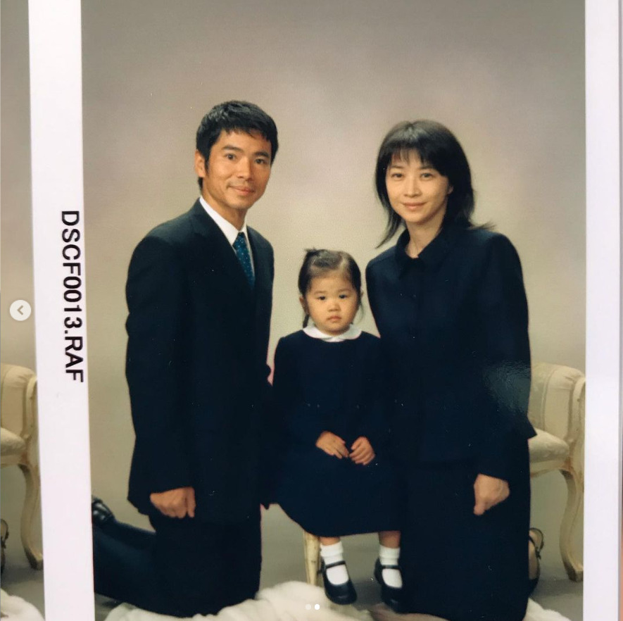 田中美佐子と家族の写真