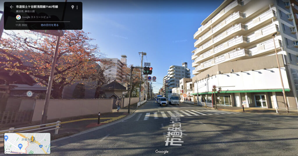 Googleマップで横浜市天王町近くの交差点の画像